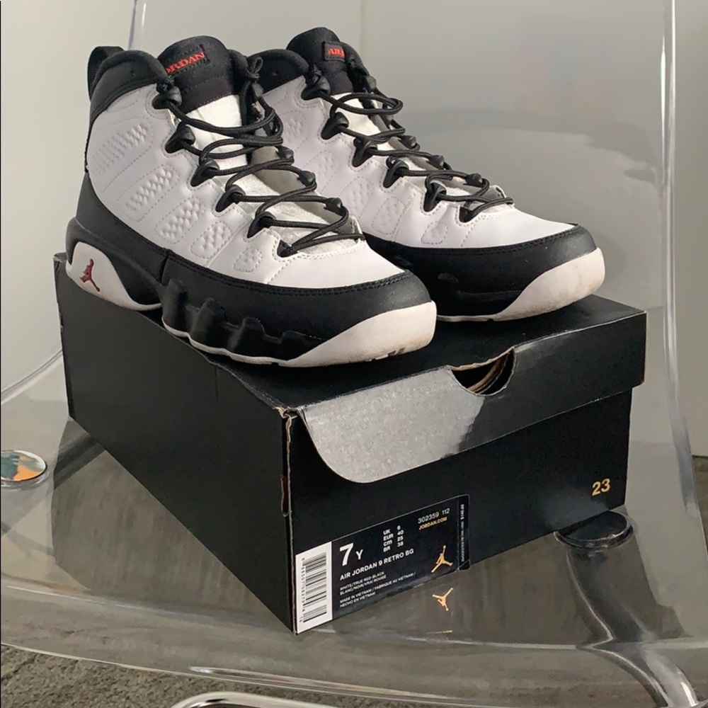 Air Jordan 9 Retro 7Y